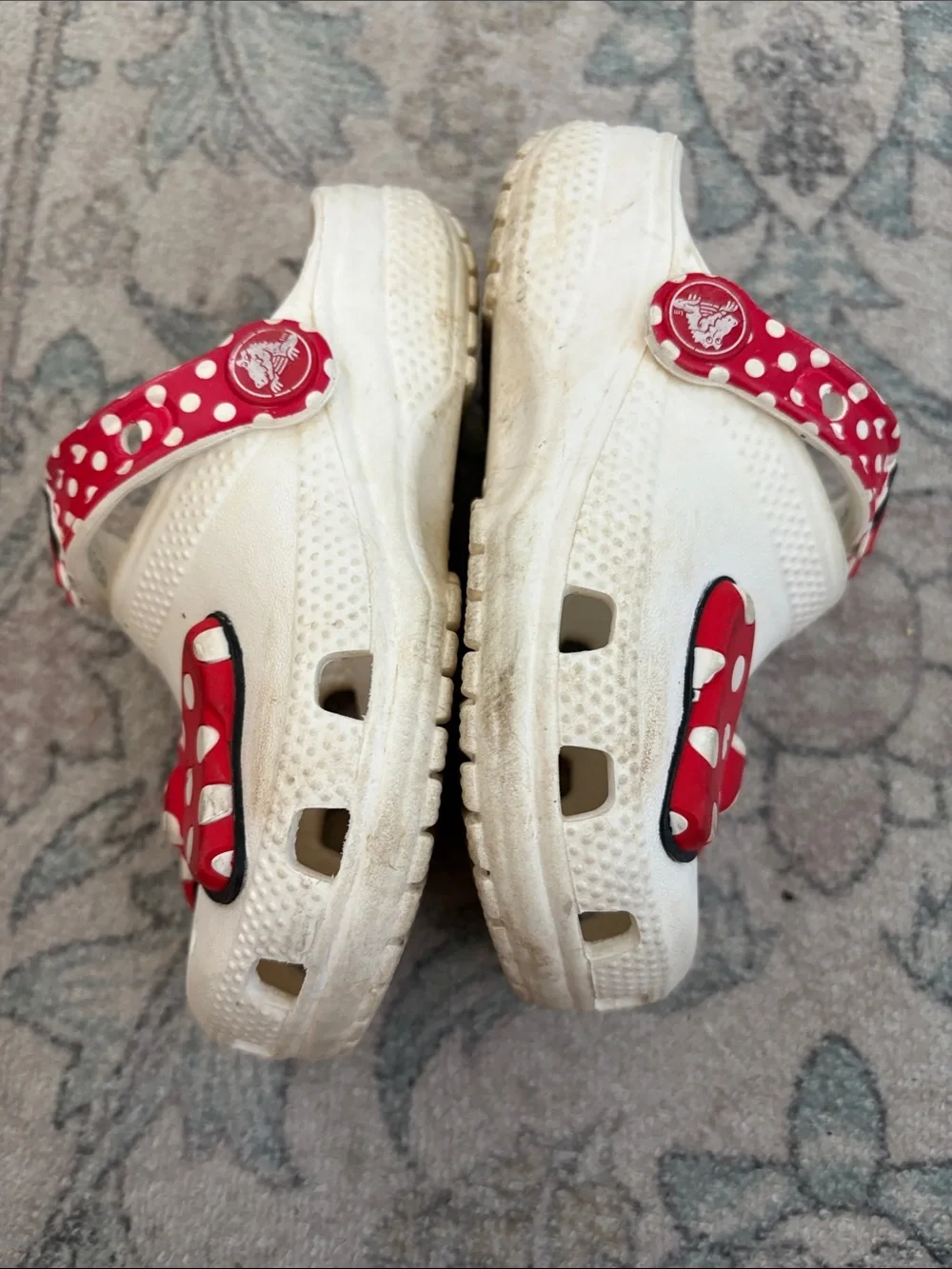 Minnie Mouse CROCS
